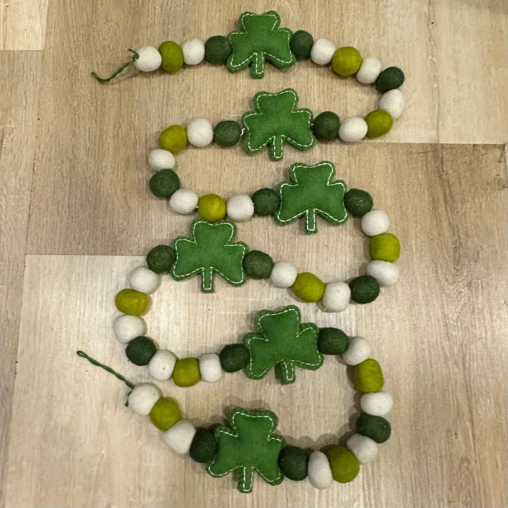 St Patricks Day Shamrock Felt Ball Garland Green White Irish Holiday Decor 7ft